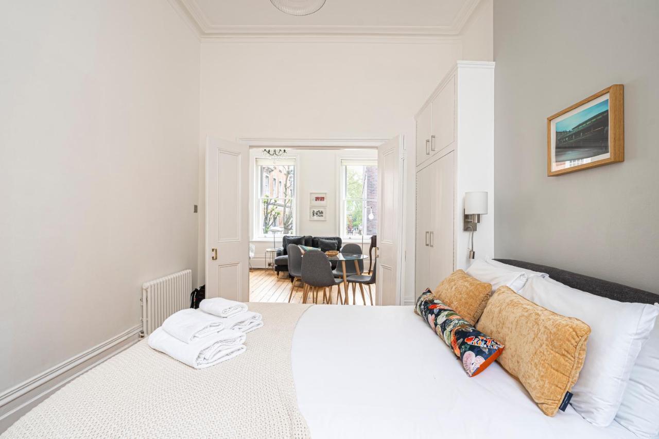 Chic Apartment Near Kensington Palace ลอนดอน ภายนอก รูปภาพ